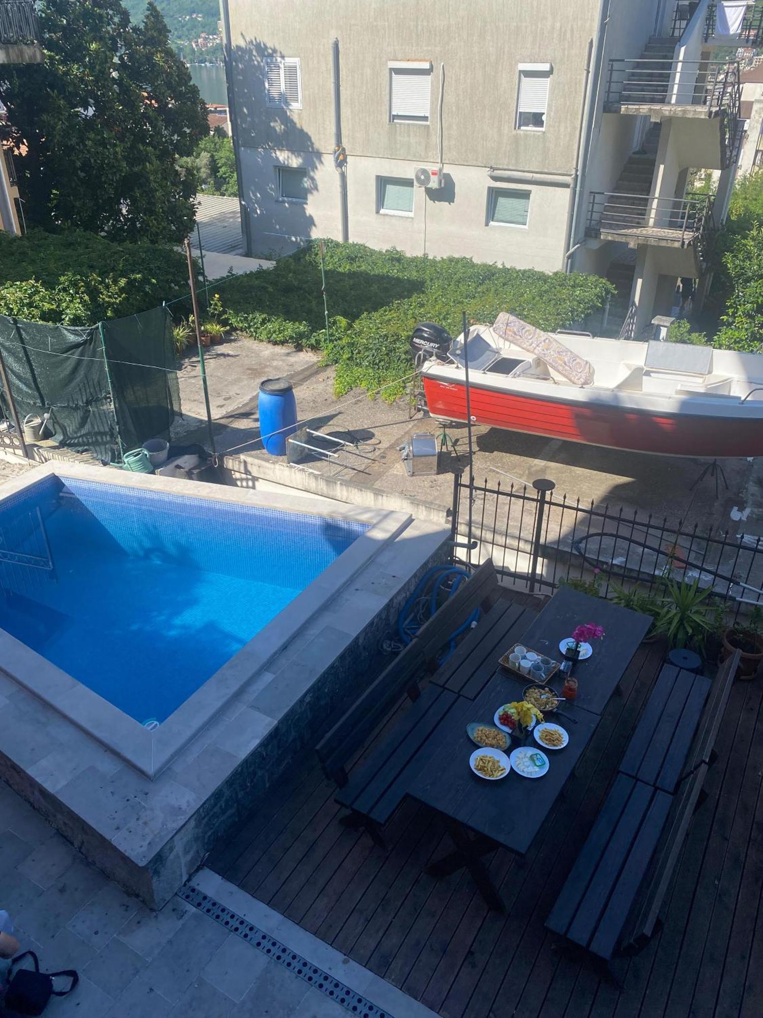 Themis Apart Hotel Kotor Exterior foto